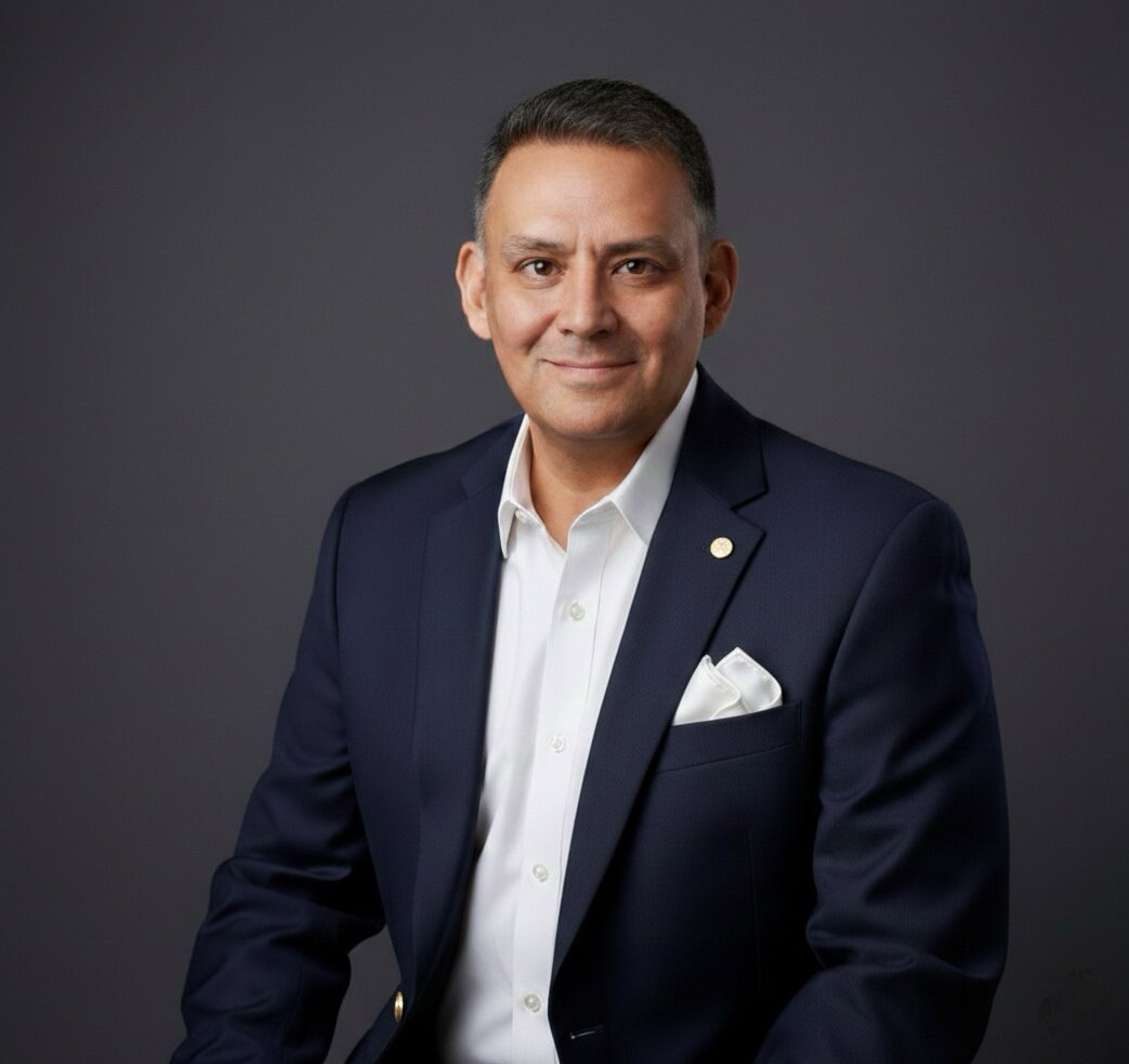 Mtro. Oscar Del Toro Sánchez